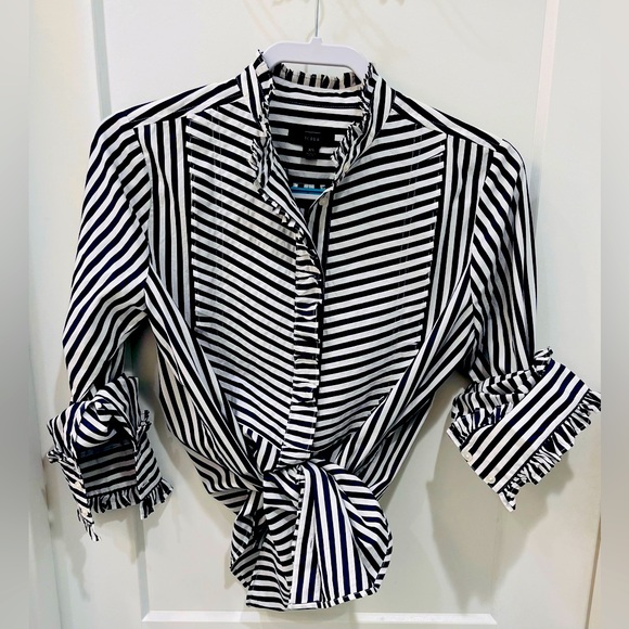 J Crew Navy Striped Ruffle Neck Shirt. Size XSmall and in mint condition - Picture 1 of 5